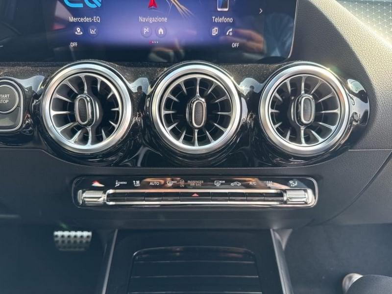 Mercedes-Benz EQA 300 4MATIC AMG Line Advanced