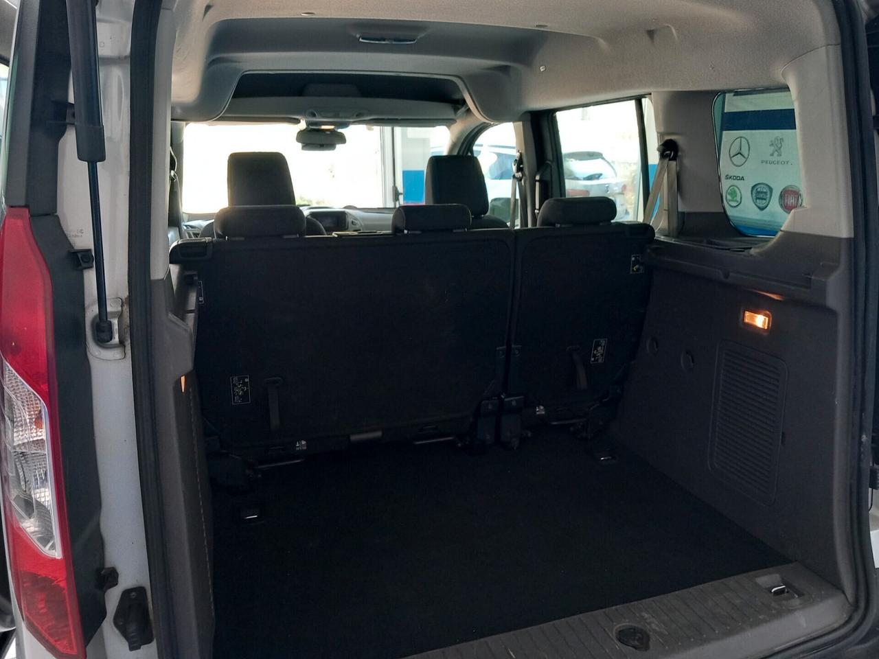 Ford Tourneo Connect 1.5 TDCi 120 CV anno 2019 km 125 mila