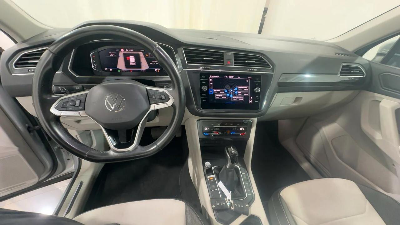 Volkswagen Tiguan 2.0 TDI 150 CV SCR DSG Elegance