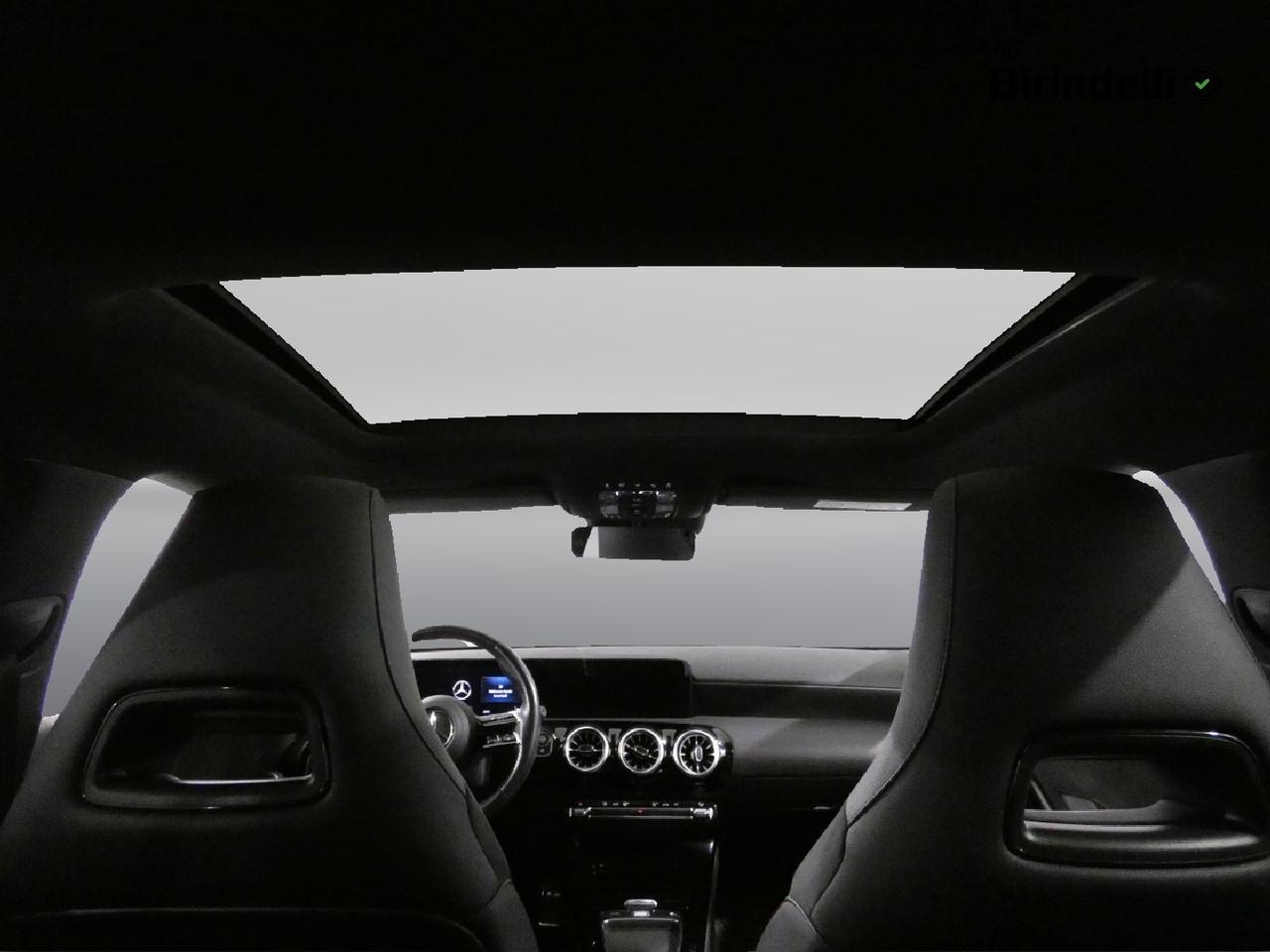 Mercedes-Benz Classe A (W177) - A 180 d Automatic AMG Line Premium