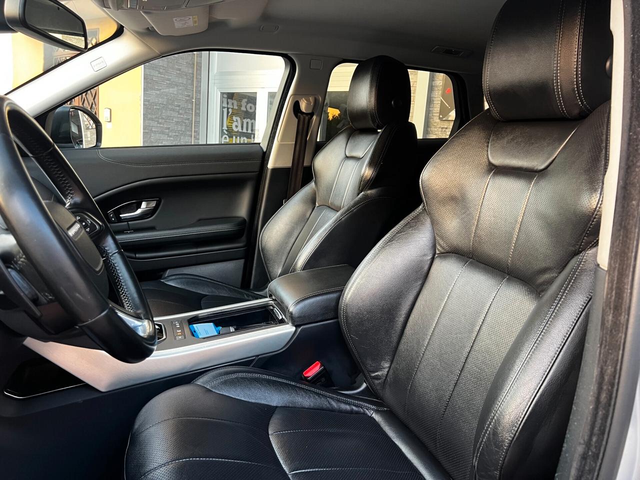 Range Rover Evoque 2.0 150 CV Dynamic-RESTAYLING