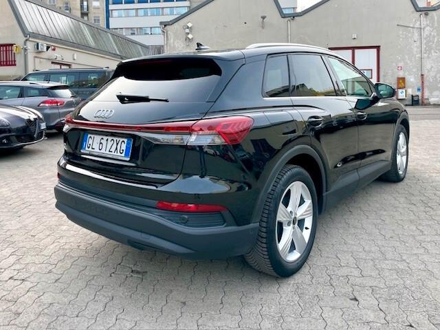 Audi Q4 35 e-tron Business Advanced