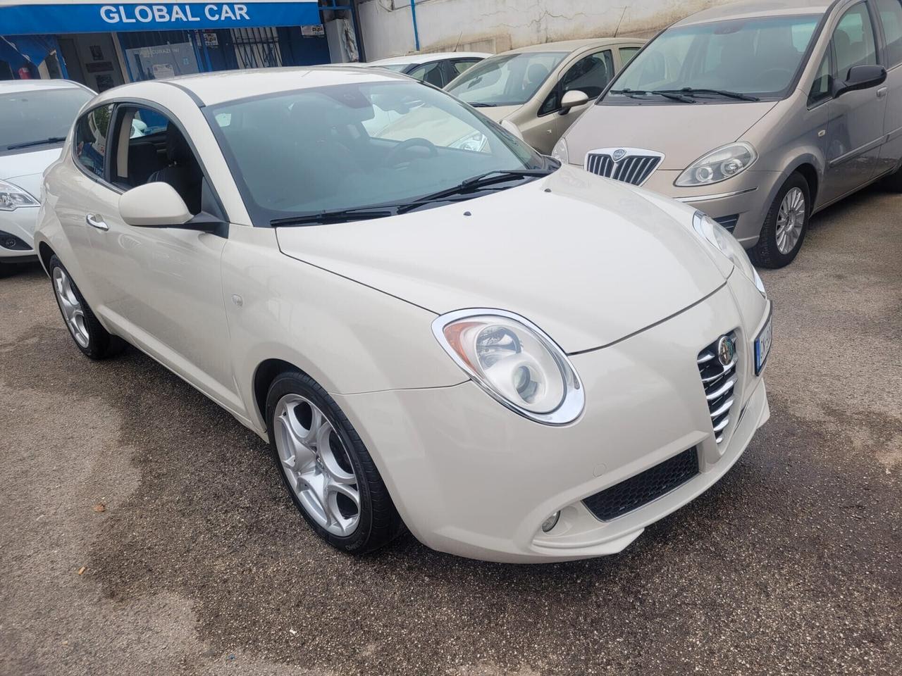 Alfa Romeo MiTo 1.6 M.jet Distinctive Sport Pack