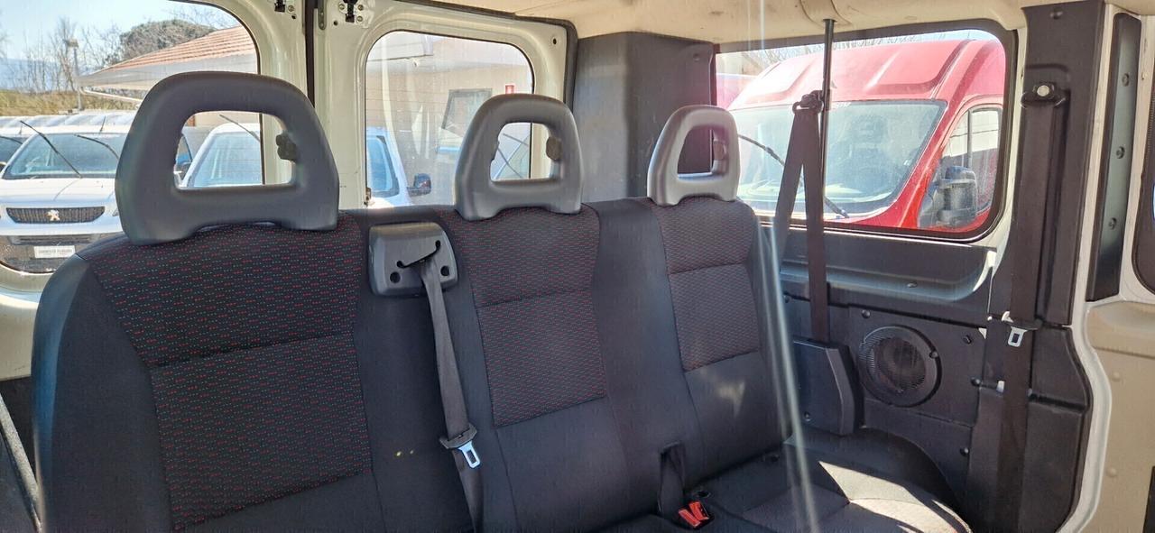 Fiat Ducato 9 POSTI 2.2 MJT 140 CV GANCIO TRAINO