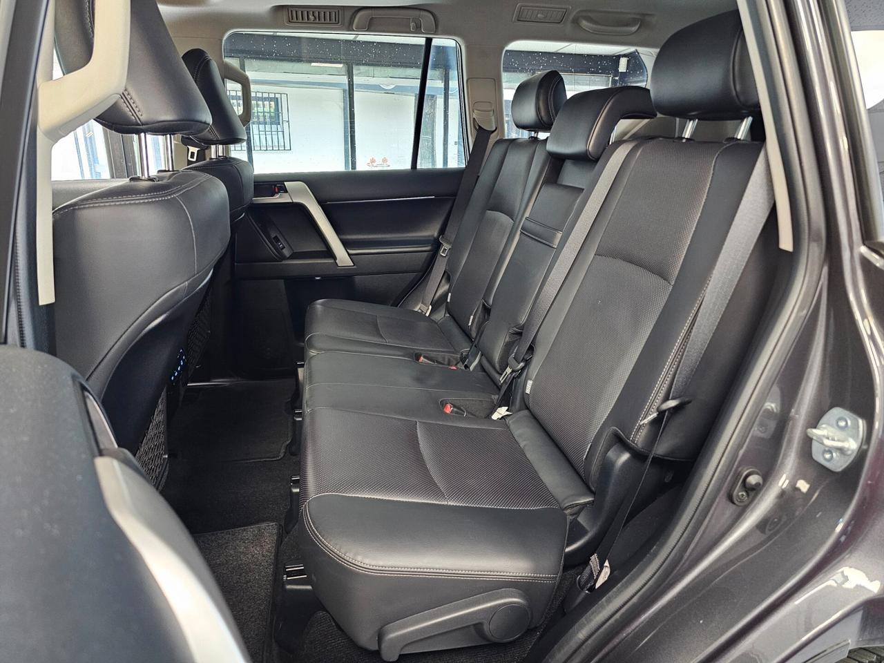 Toyota Land Cruiser 2.8 D4-D A/T 5 porte Executive