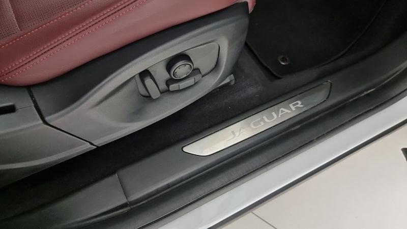 Jaguar E-Pace 2.0D I4 163 CV AWD Auto R-Dynamic S