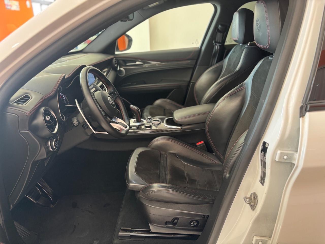 Alfa Romeo Stelvio 2.2 210 CV AT8 Q4 Estrema permute finanziamenti