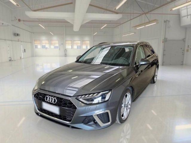 AUDI A4 Avant 40 TDI quattro S tronic S line edition