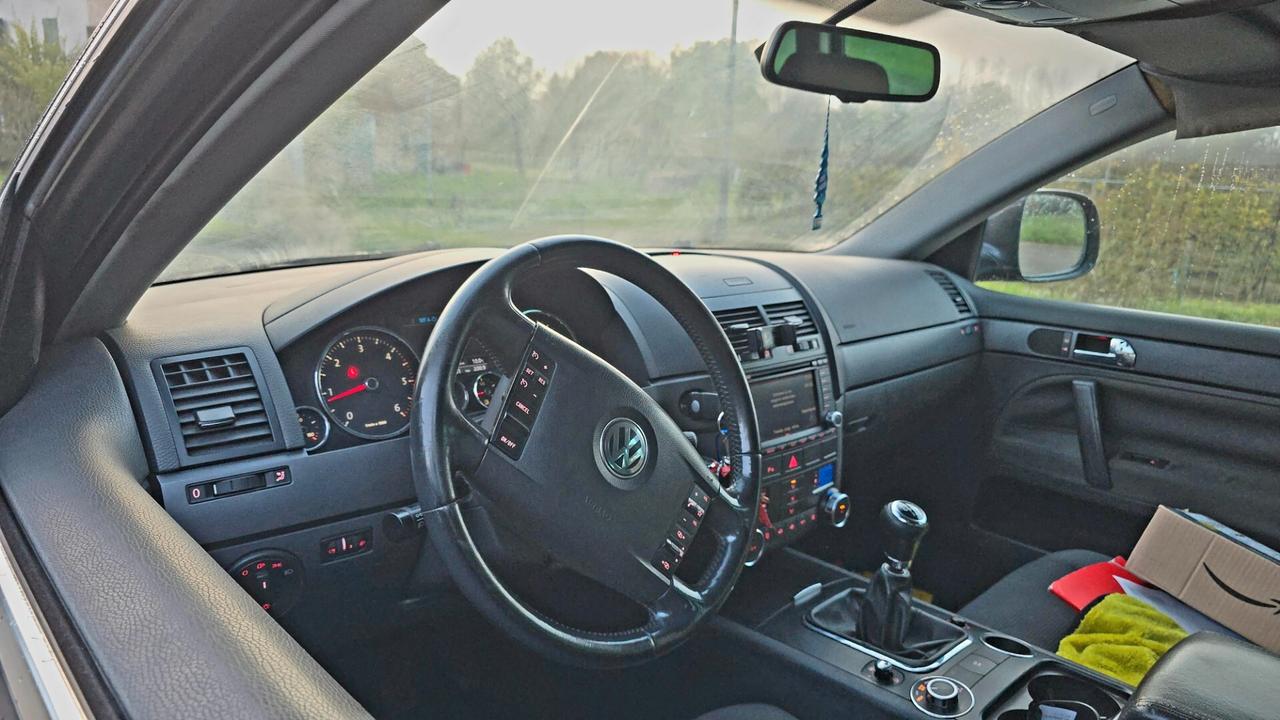 Volkswagen Touareg 2.5 R5 TDI