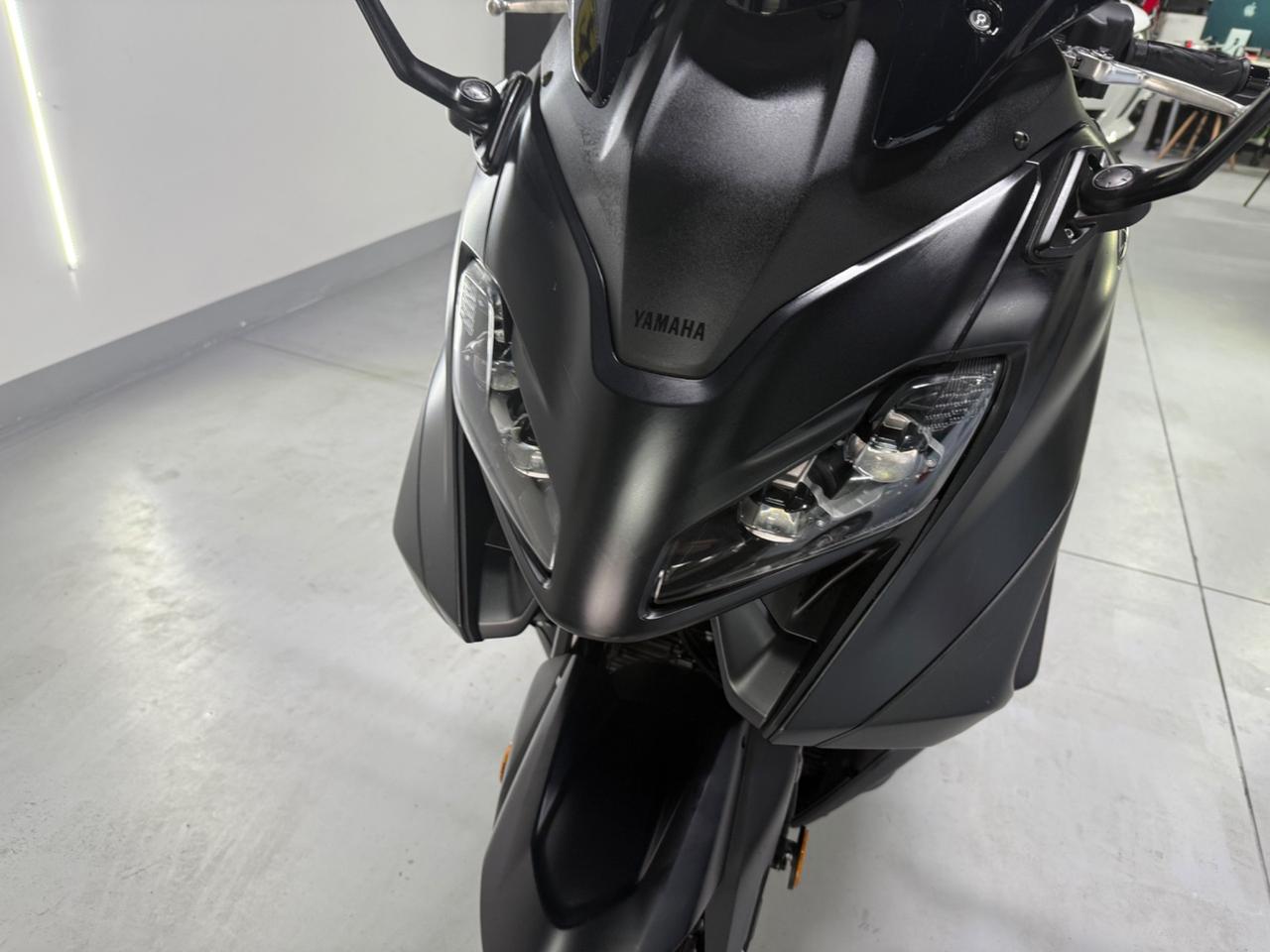 YAMAHA T MAX 560 2024