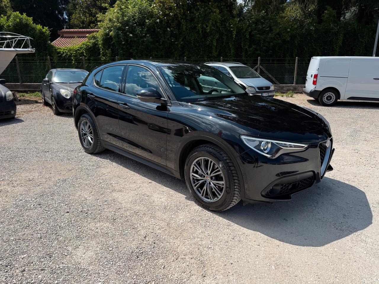 Alfa Romeo Stelvio 2.2 Turbodiesel 190 CV AT8 Q4 Business