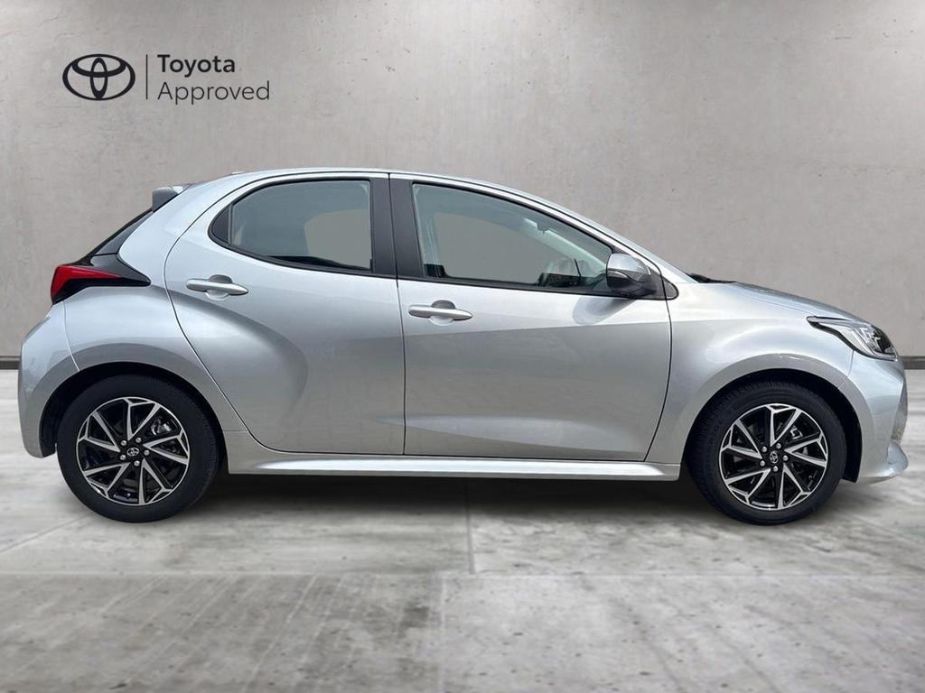 Toyota Yaris 1.5 hybrid Trend
