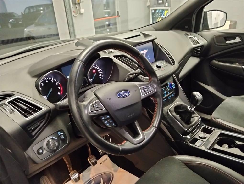 FORD Kuga 1.5 ecoboost ST-Line s&s 2wd 150cv del 2018