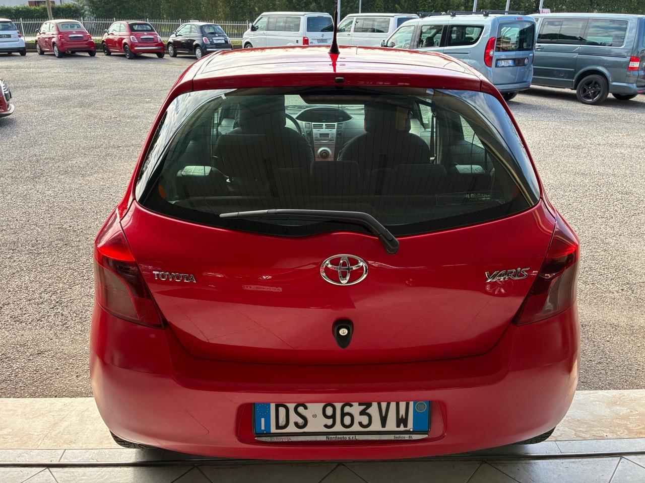Toyota Yaris 1.3 Sol - 5 porte