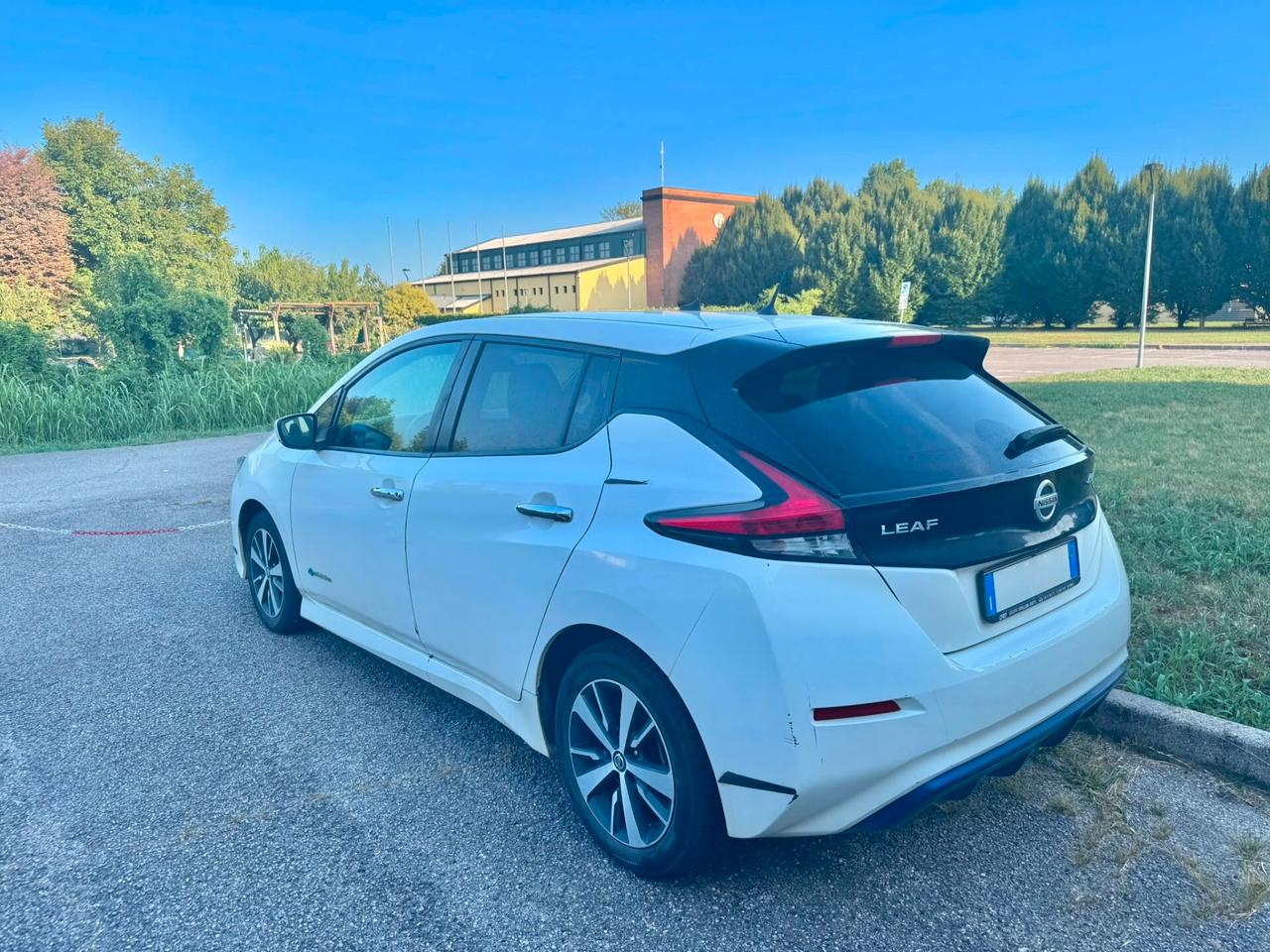 Nissan Leaf Visia Plus