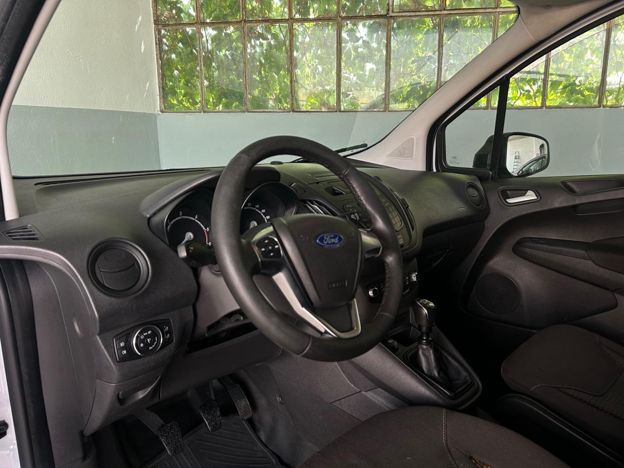 Ford Transit Courier 1.5 TDCi 75CV Van Trend