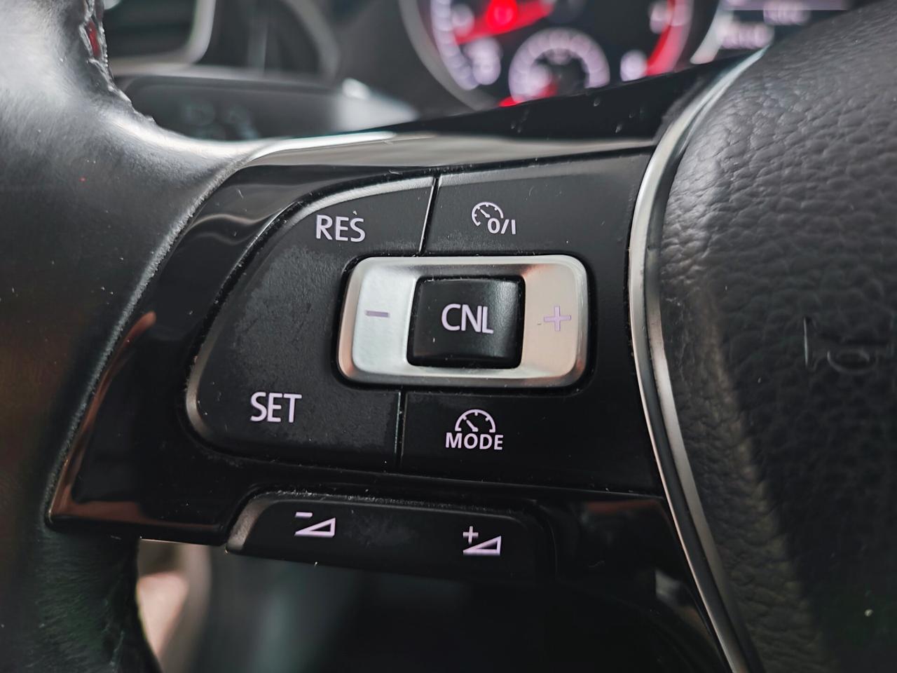 Volkswagen Golf Business 1.4 TGI 5p. Highline BlueMotion