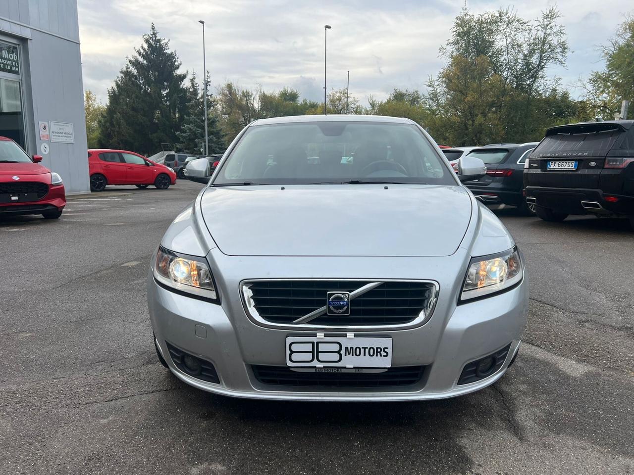 Volvo V50 2.0 D cat Momentum PREZZO PER COMMERCIANTI