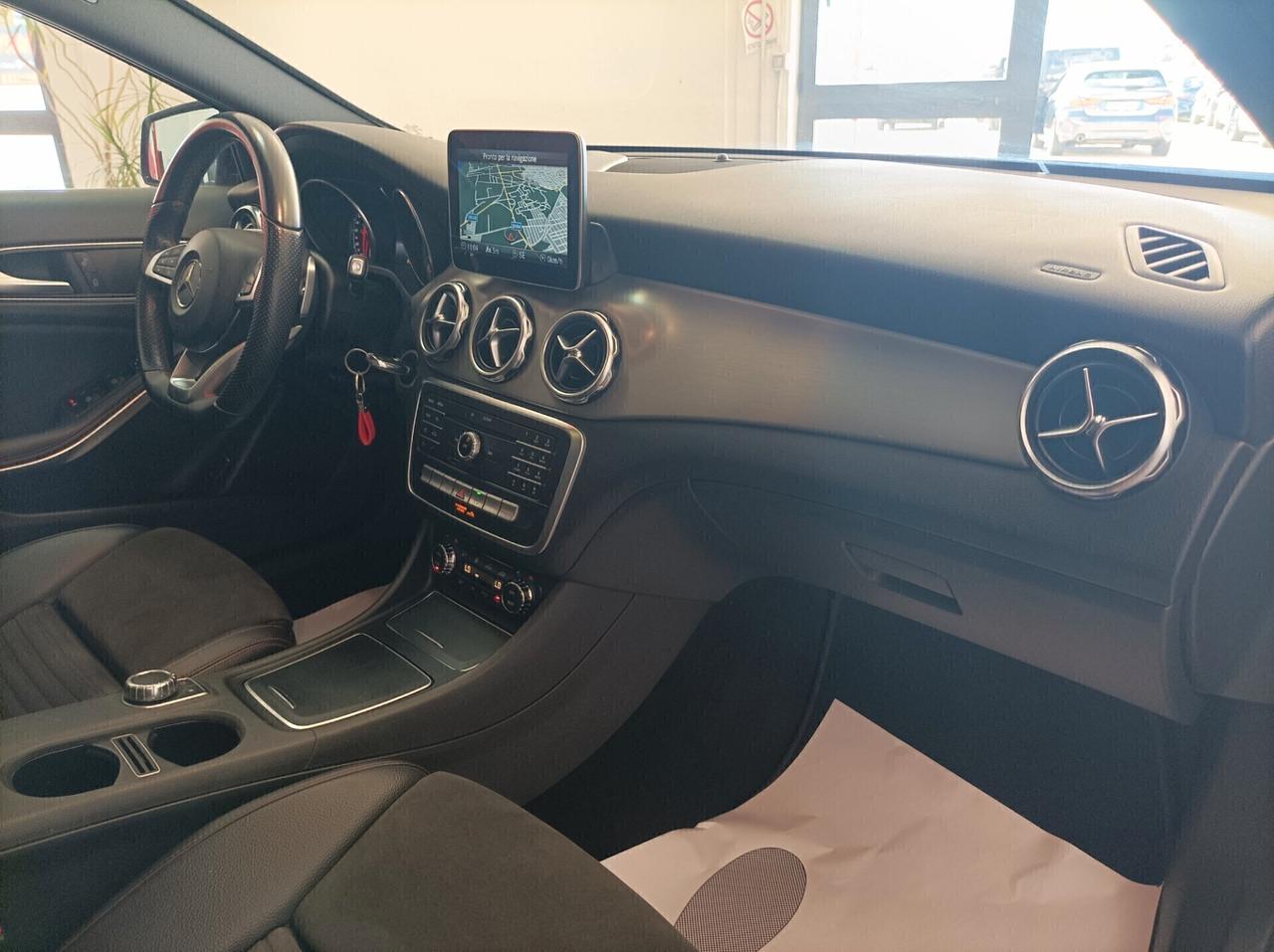 Mercedes GLA 180 AMG PREMIUM NEOPATENTATI