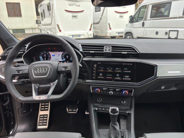 AUDI Q3 35 TDI Identity black+20"+ pelle+ tetto panorama