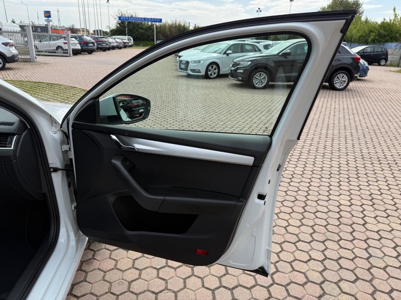 Octavia 2.0 TDI SCR 150 CV DSG Wagon Ambition