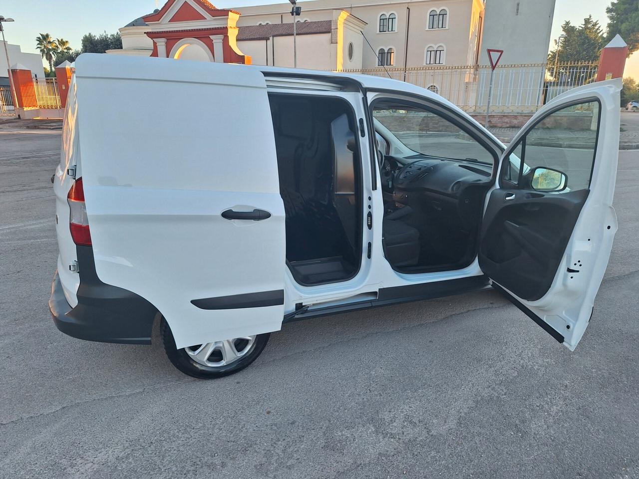FORD TRANSIT CONNECT 1.5 TDCI 2019