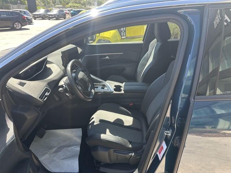 Peugeot 5008 II 2021 1.5 bluehdi Allure Pack s&s 130cv eat8