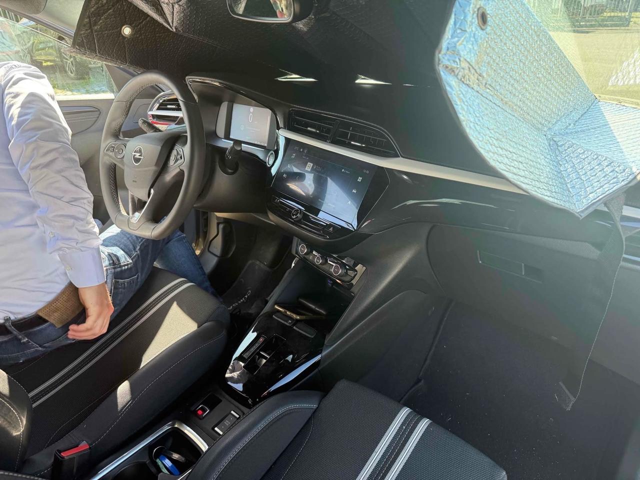 Opel Corsa-e 156 CV 5 porte GS