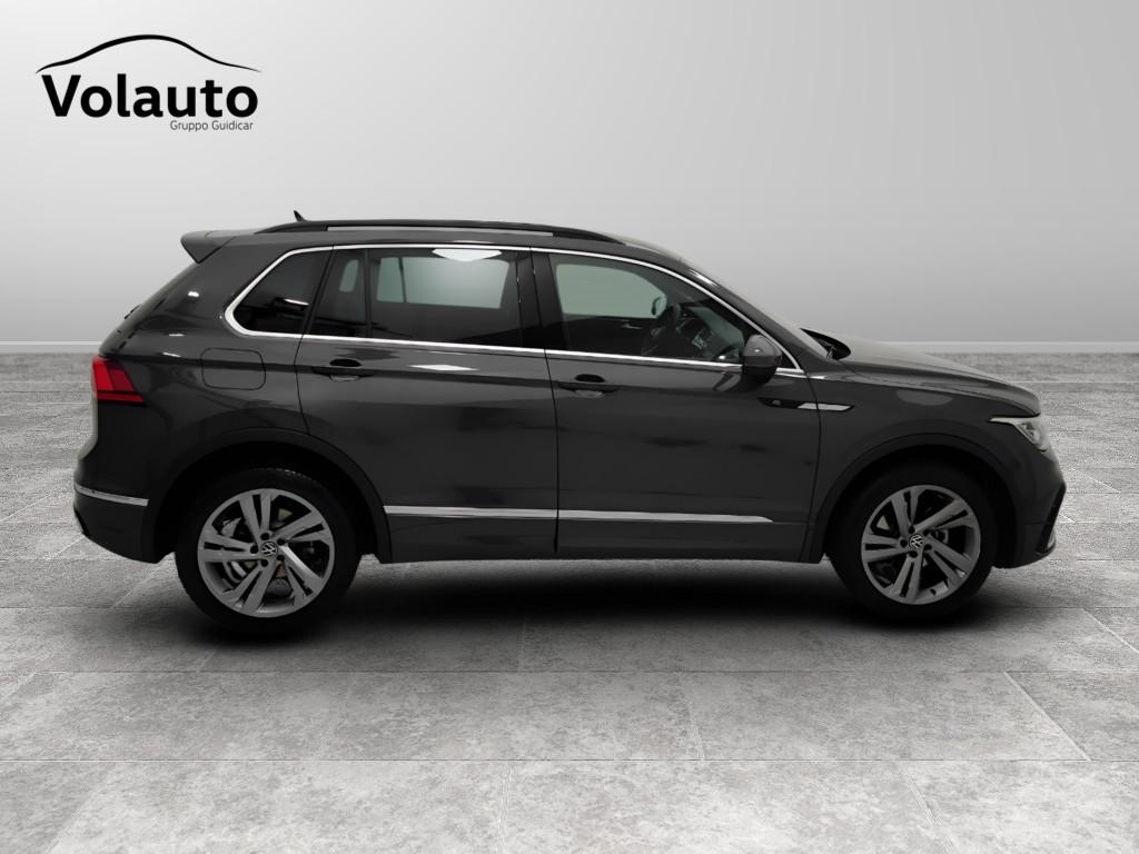VOLKSWAGEN Tiguan II 2021 - Tiguan 2.0 tdi R-Line 4motion 150cv dsg