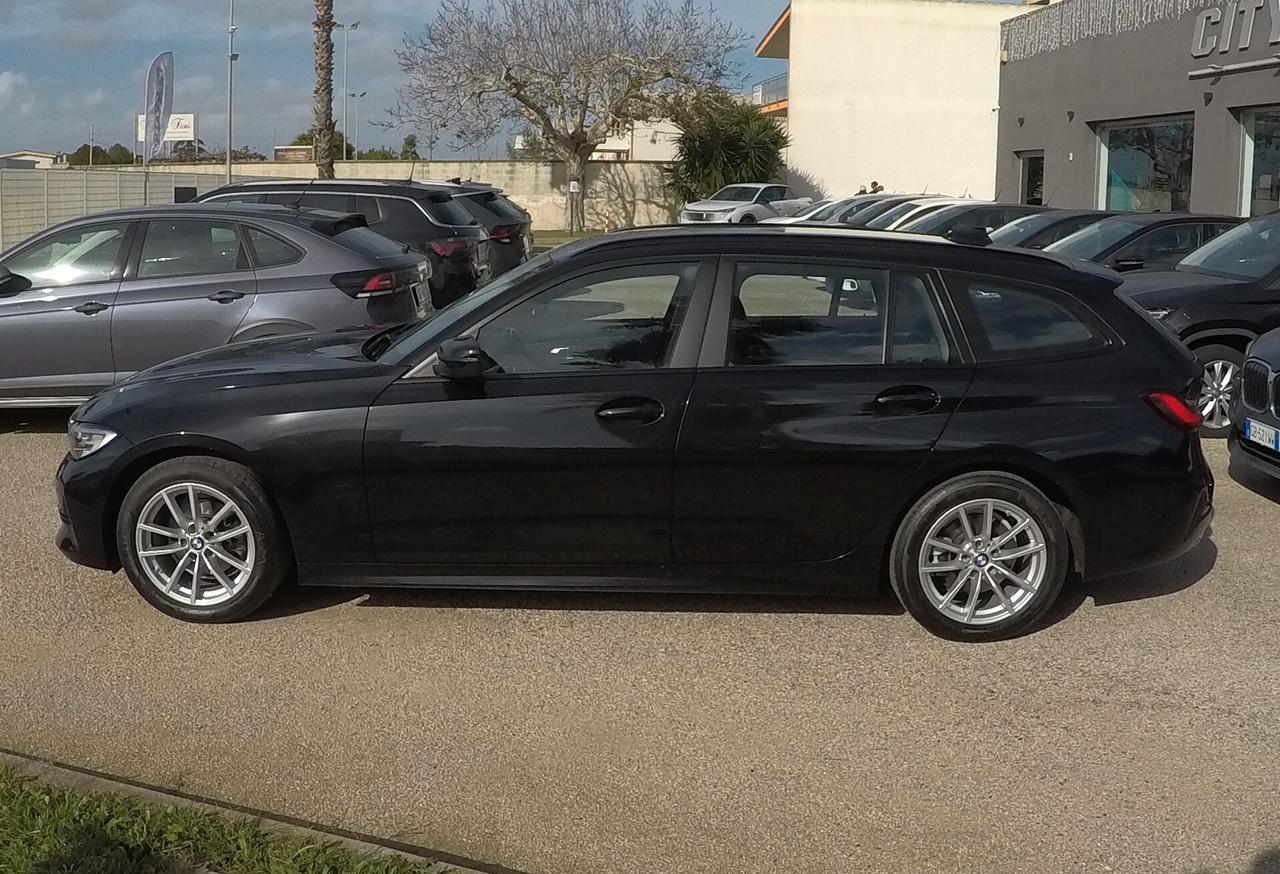 Bmw 318d 48V Touring Business Advantage