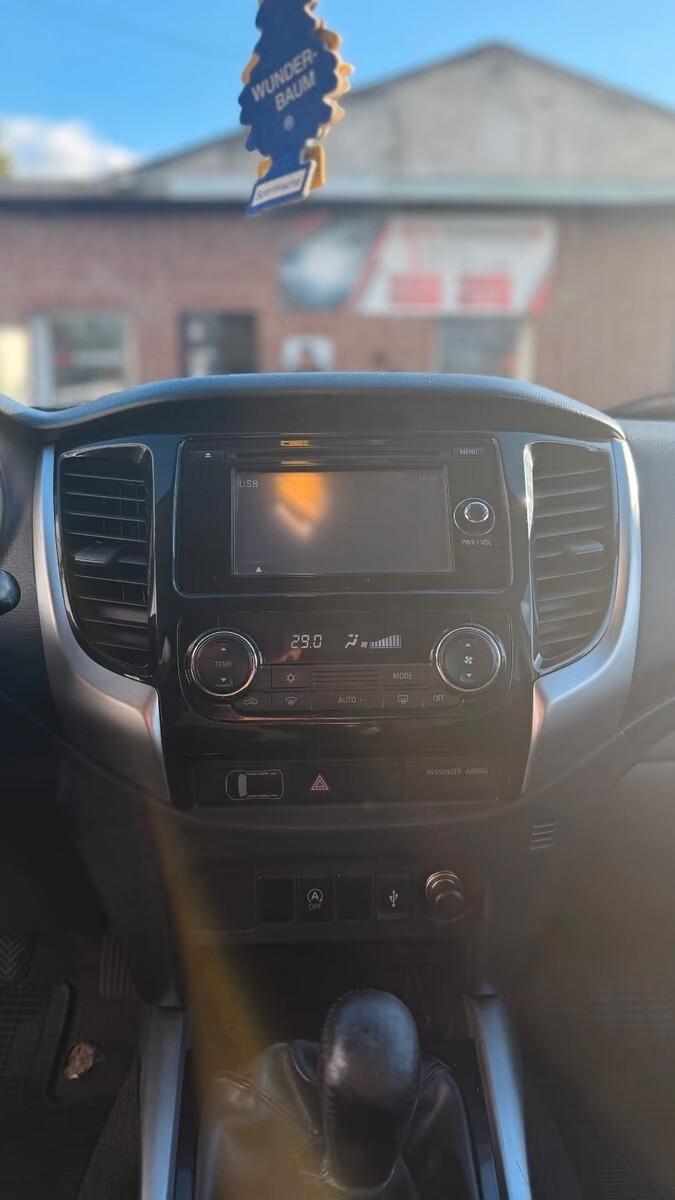Mitsubishi L200 Plus, cabina doppia 4WD