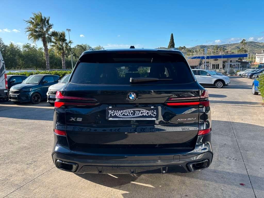 Bmw X5 M xDrive30d 2024 / solo 40.000 KM IVA ESPOSTA Tua a soli 749 Euro al mese