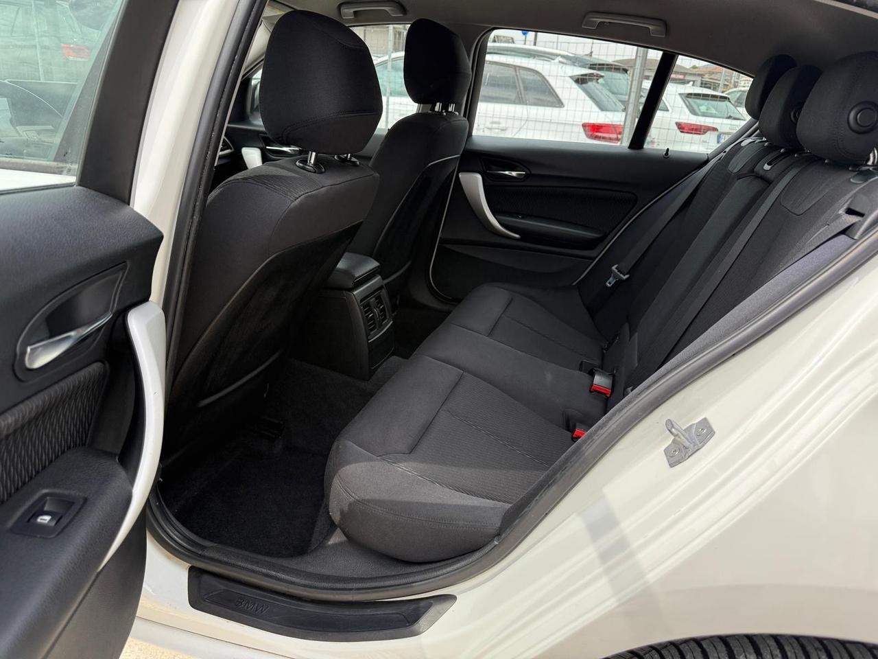 Bmw 114 114d 5p. Unique