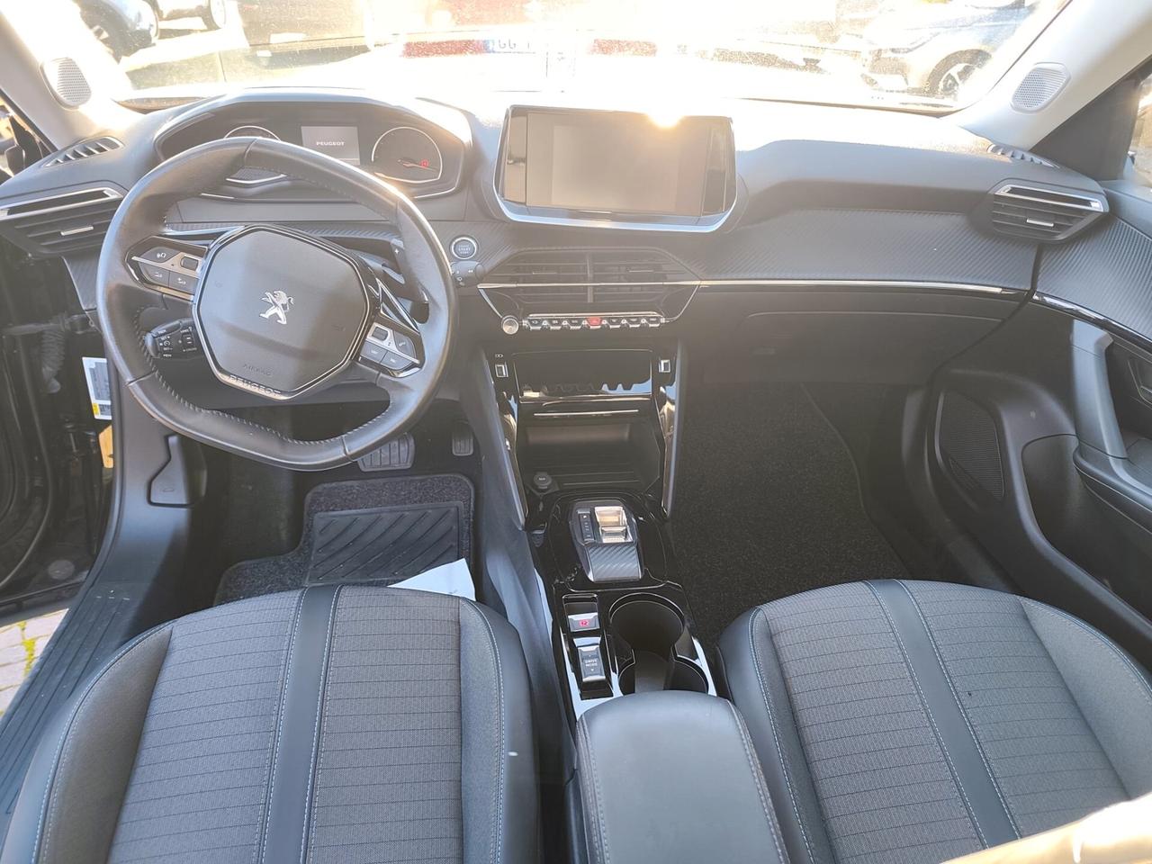 Peugeot 2008 BlueHDi 130 S&S EAT8 Allure N1 AUTOCARRO