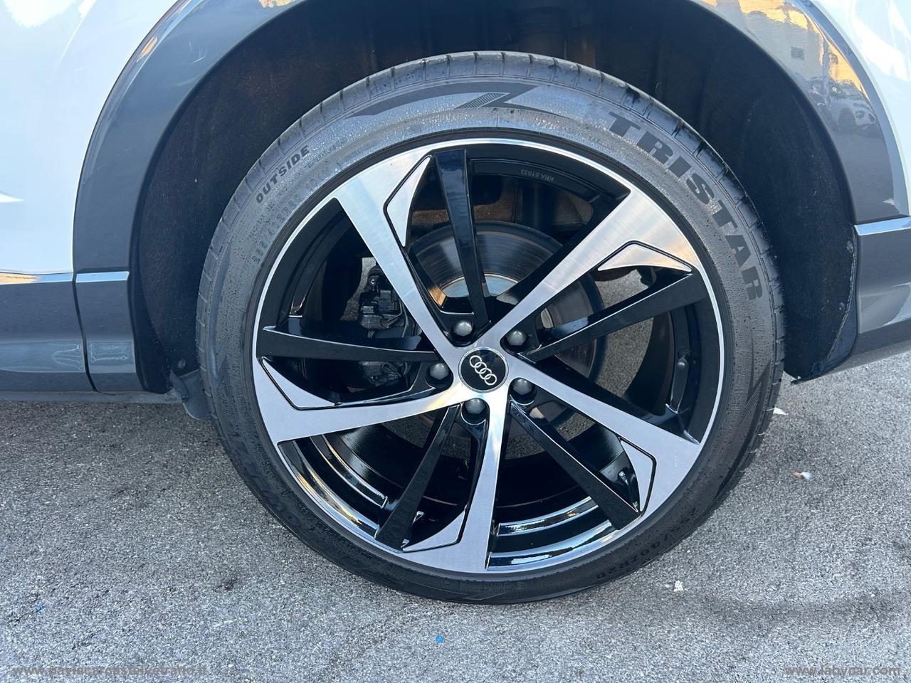 AUDI Q3 SPB 40 TDI qu. S tr. S line edition
