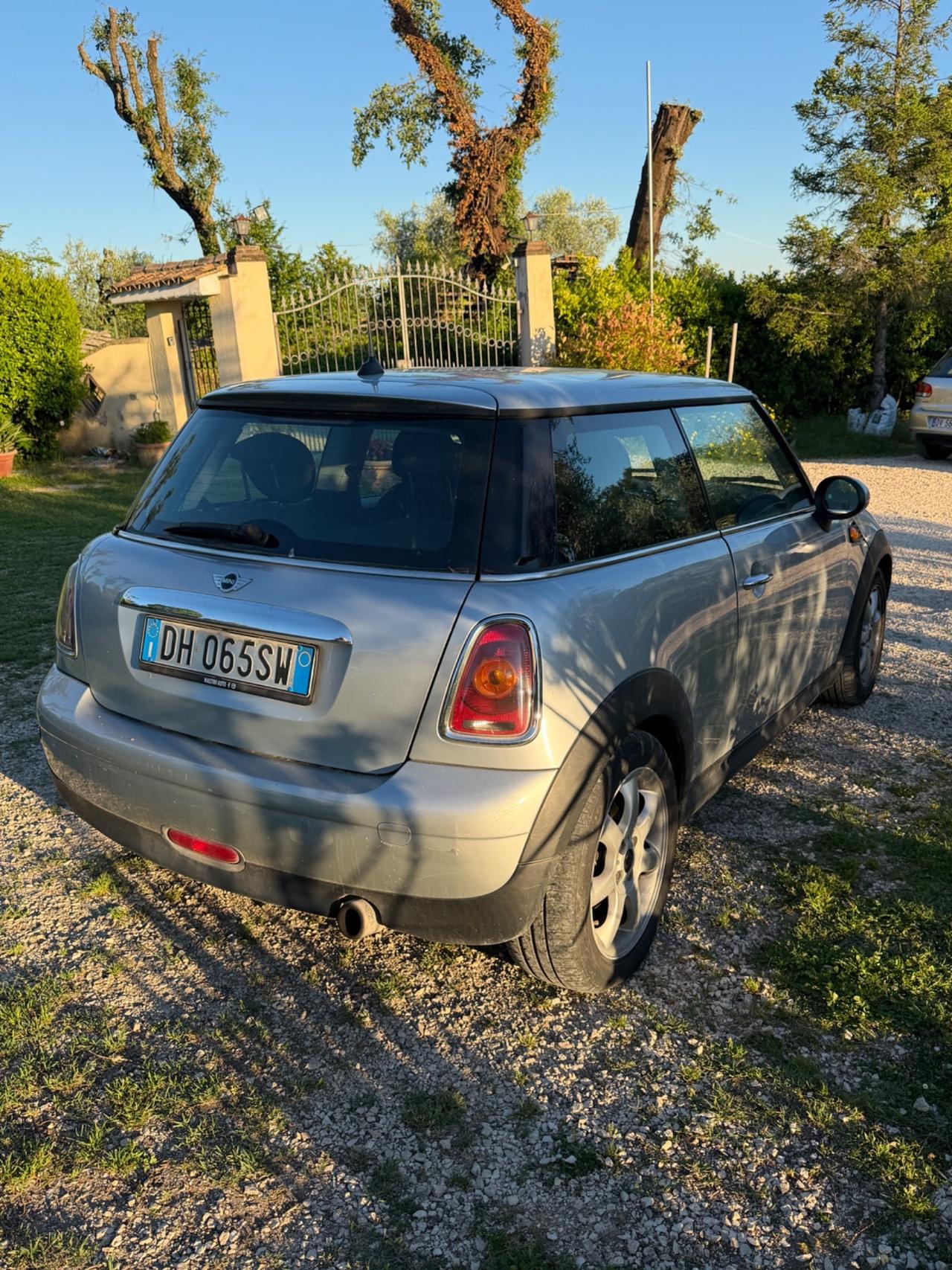 Mini 1.6 16V Cooper