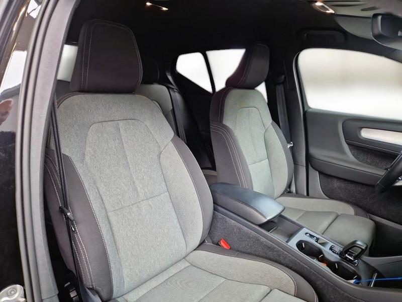 VOLVO XC40 T4 RECHARGE PLUG-IN AUTO CORE SUV
