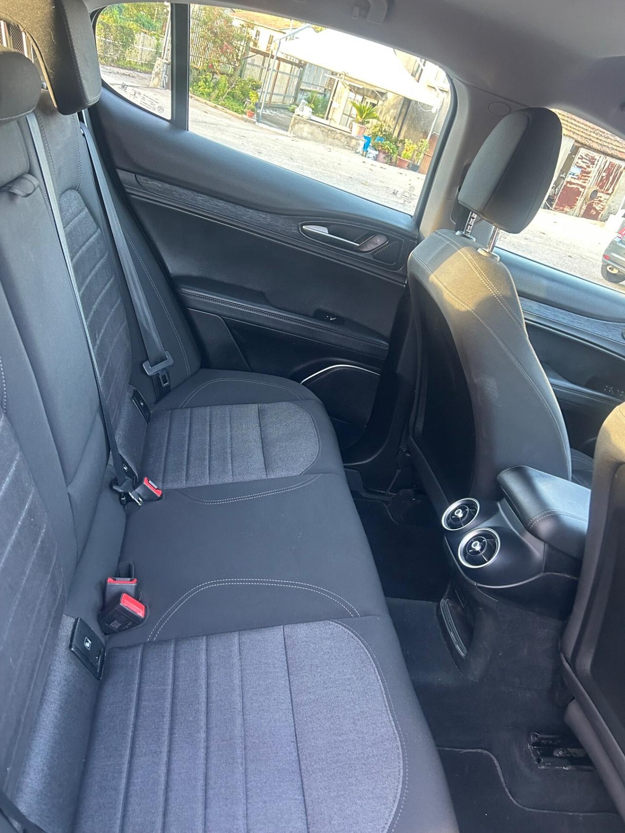 Alfa Romeo Stelvio 2.2 190 CV AT8 Q4-2019
