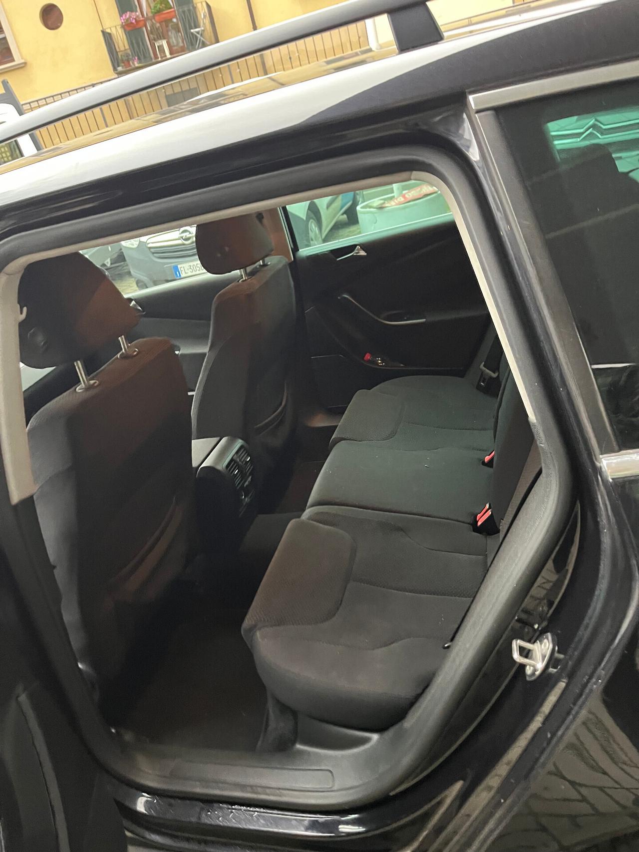 VOLKSWAGEN PASSAT 2.0 TDI DPF VARIANT DSG HIGHLINE - CAMBIO AUTOMATICO - VOLANO E FRIZIONE DA SOSTITUIRE