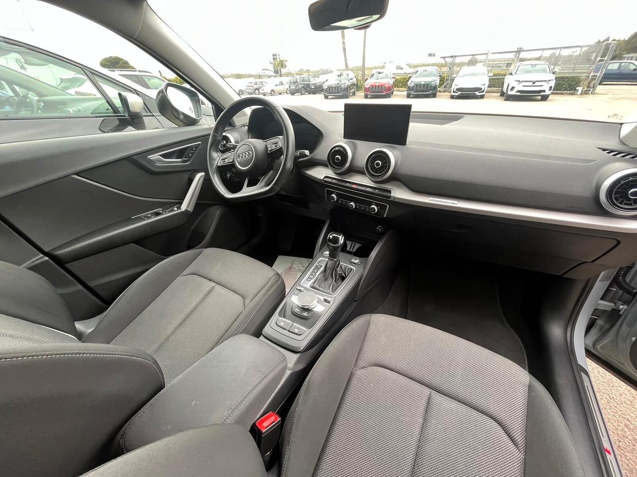 Audi Q2 35 TDI quattro S tronic Identity Black