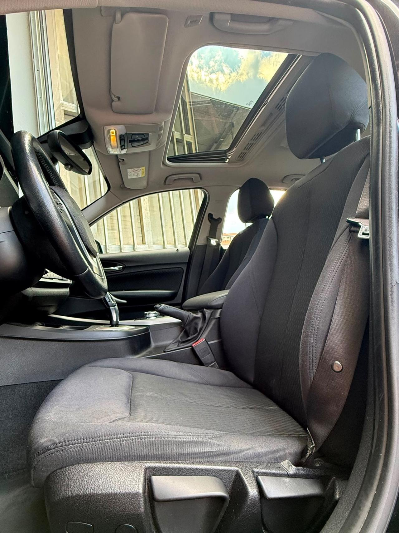 Bmw 118 118d 5p. Urban TETTO APRIBILE