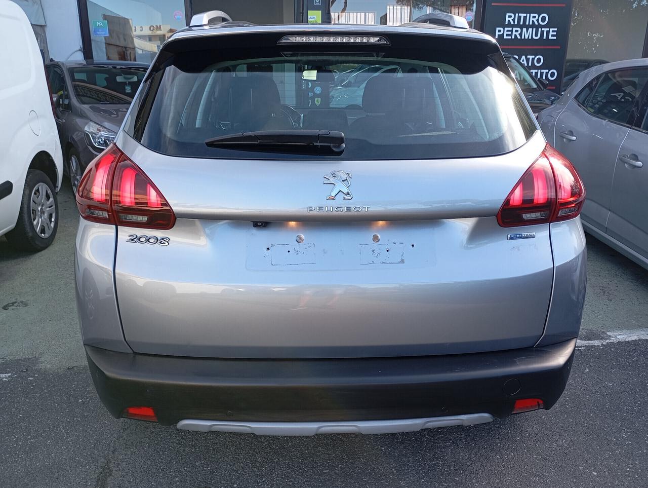 Peugeot 2008 1.2 PureTech Turbo 110CV Allure