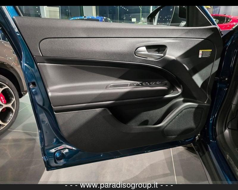 Alfa Romeo Junior Milano Ibrida Ibrida Ibrida Speciale1.2 145cv Hybrid Edct6