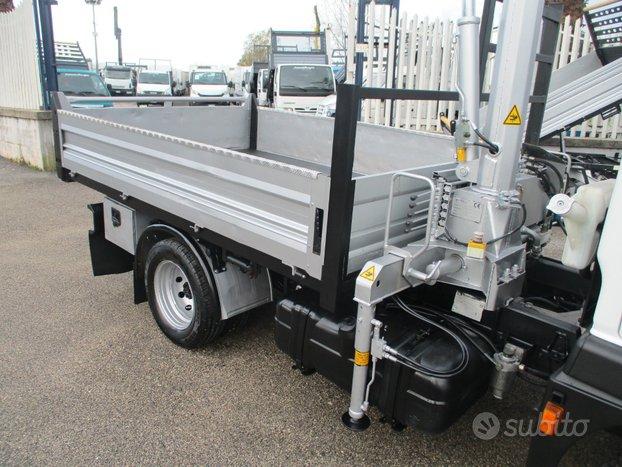 Nissan Cabstar 3000 TDI GRU STERN 025 4 SFILI+CAS