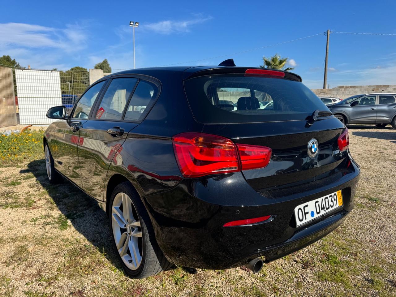 Bmw 116 - 1.6 benz - 2015