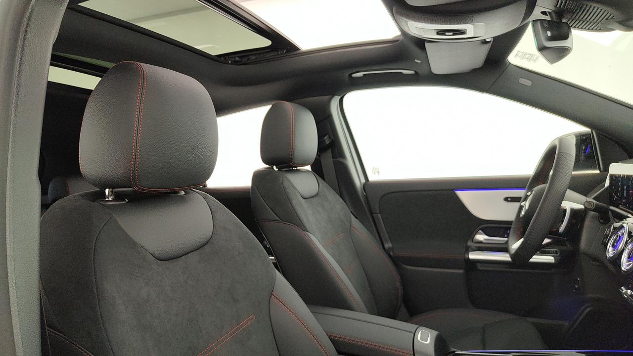Mercedes-Benz GLA 200 d automatic