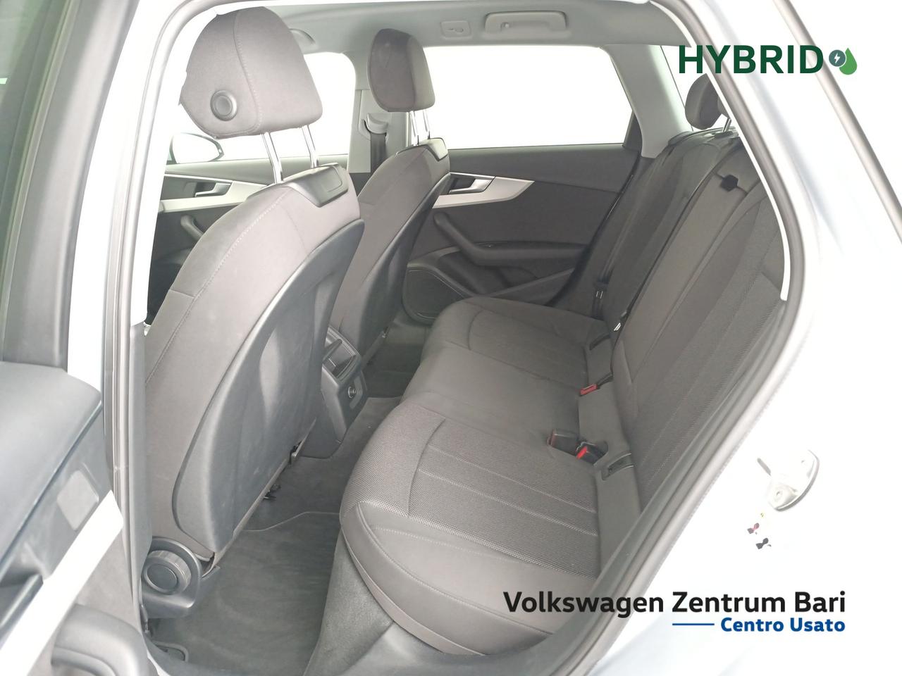 Audi A4 avant 30 2.0 tdi mhev business 136cv s-tronic