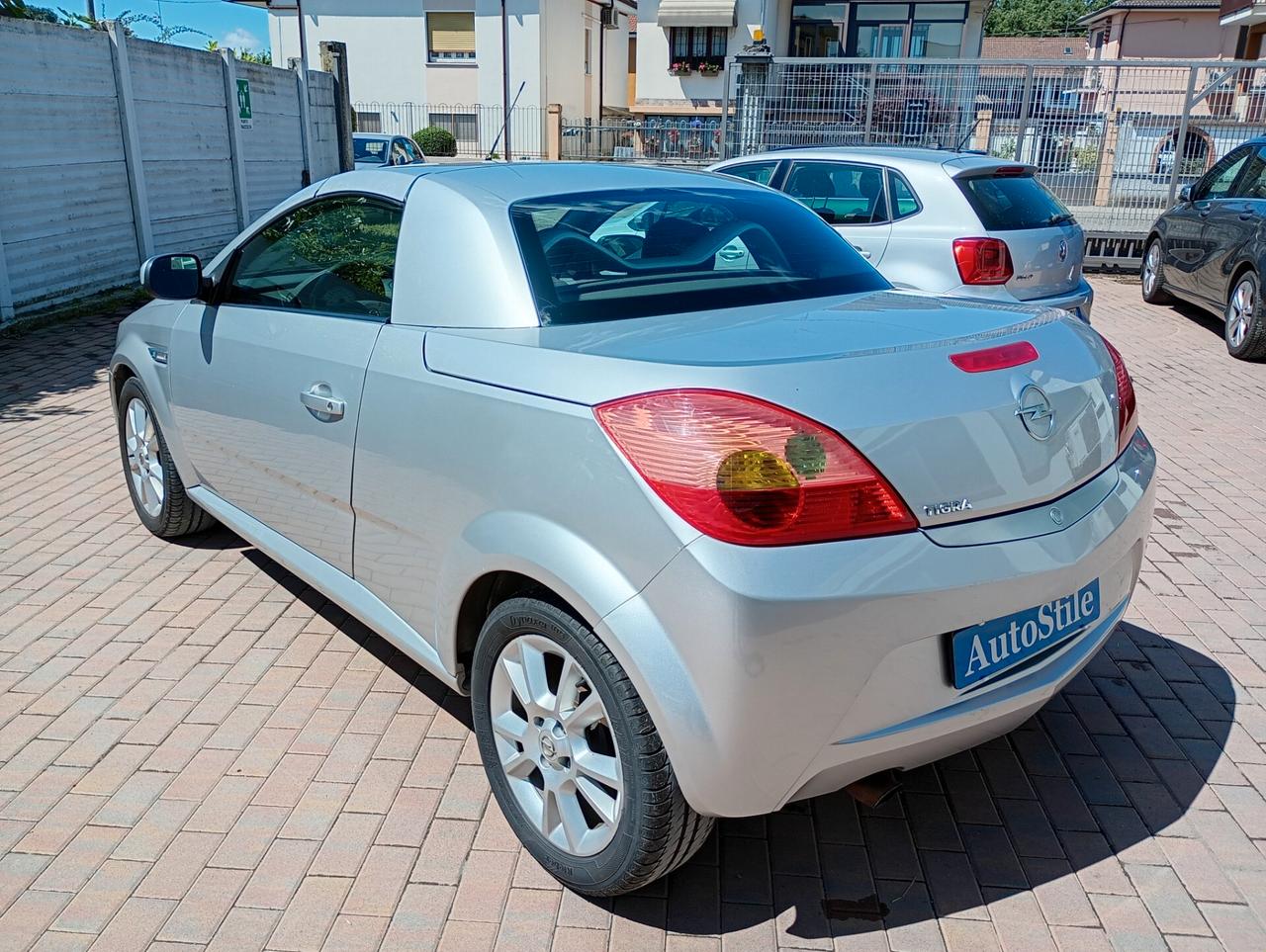 Opel Tigra TwinTop 1.4 16V Sport