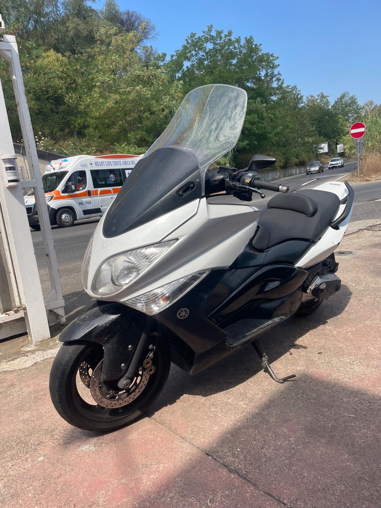 Yamaha T Max max