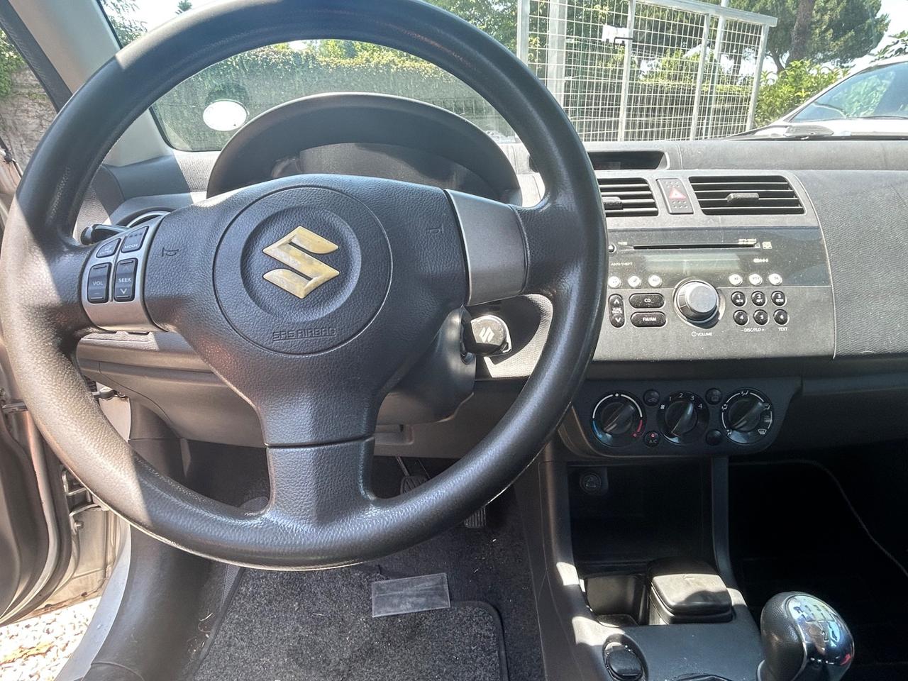 Suzuki Swift 1.3 DDiS 5p. GLX